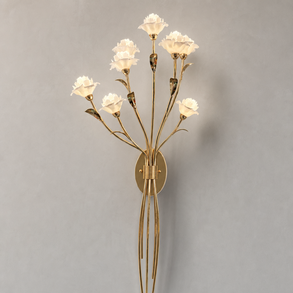 Sylverelle wall sconce – product portrait