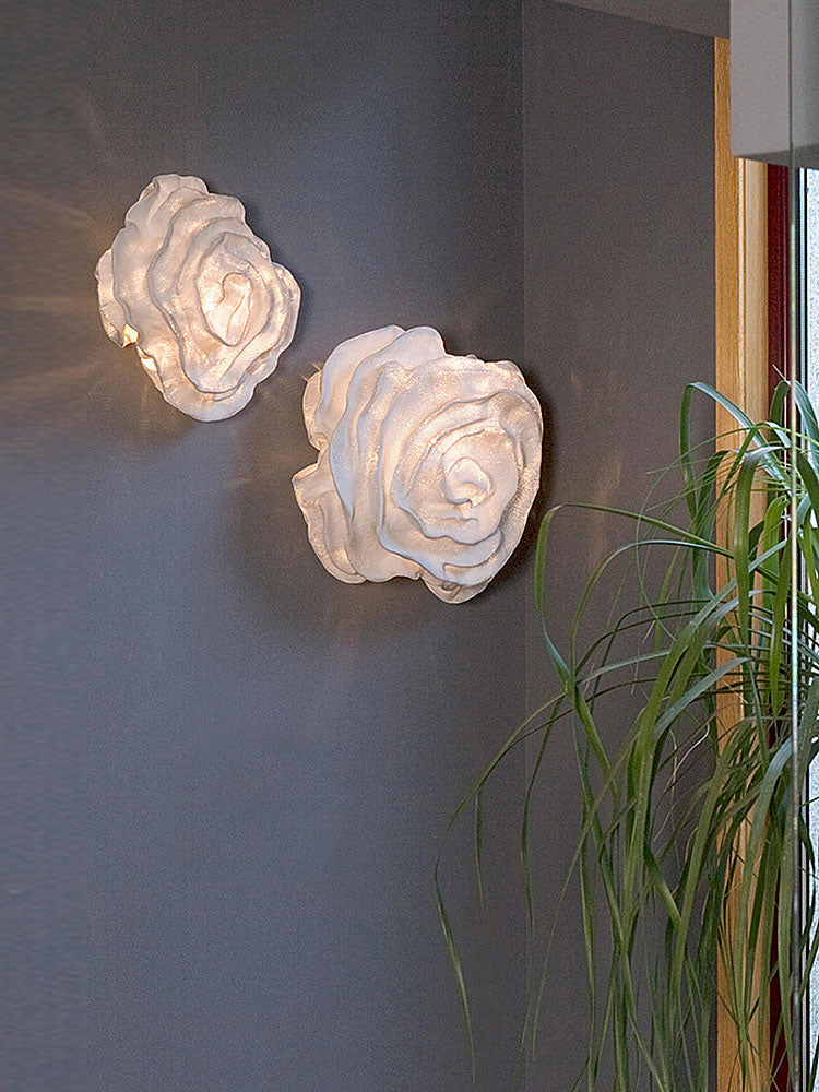 Modern Sculptural Flower Wall Light - 02 01-source-scene-1