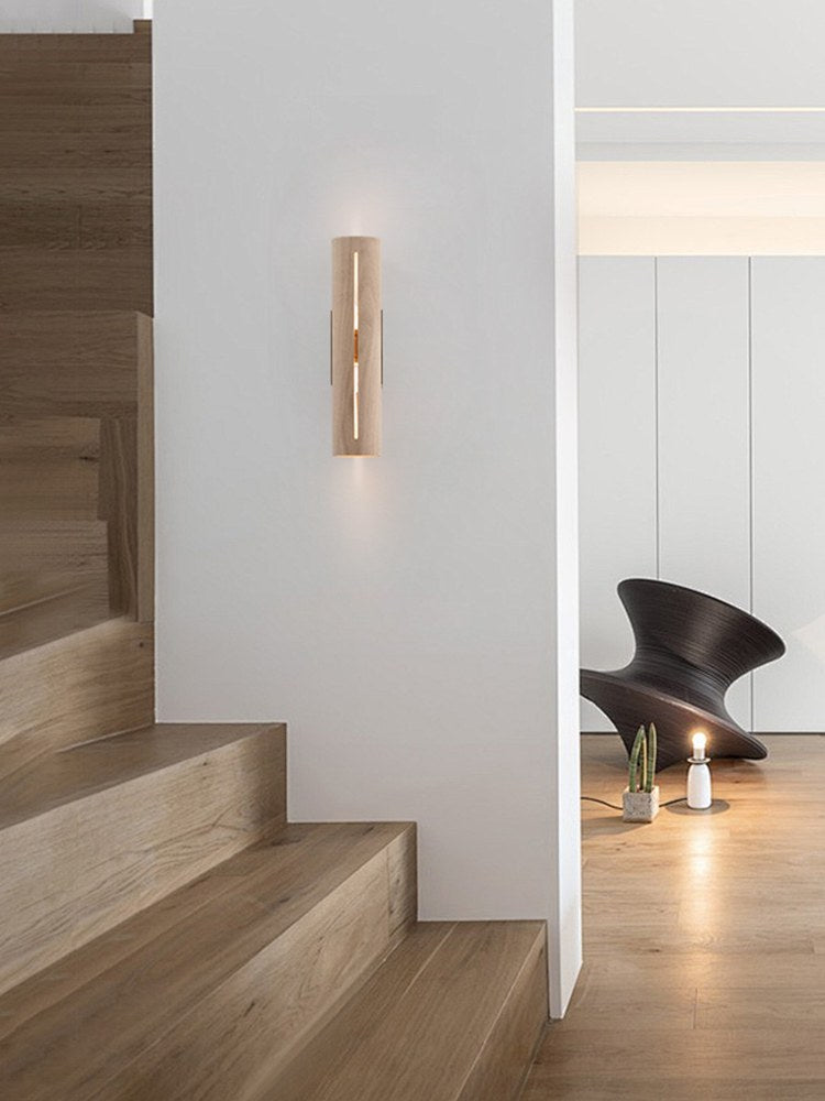 Modern Solid Wood LED Wall Sconce - 02 02-scene-solid-wood-led-wall-sconce-bedroom