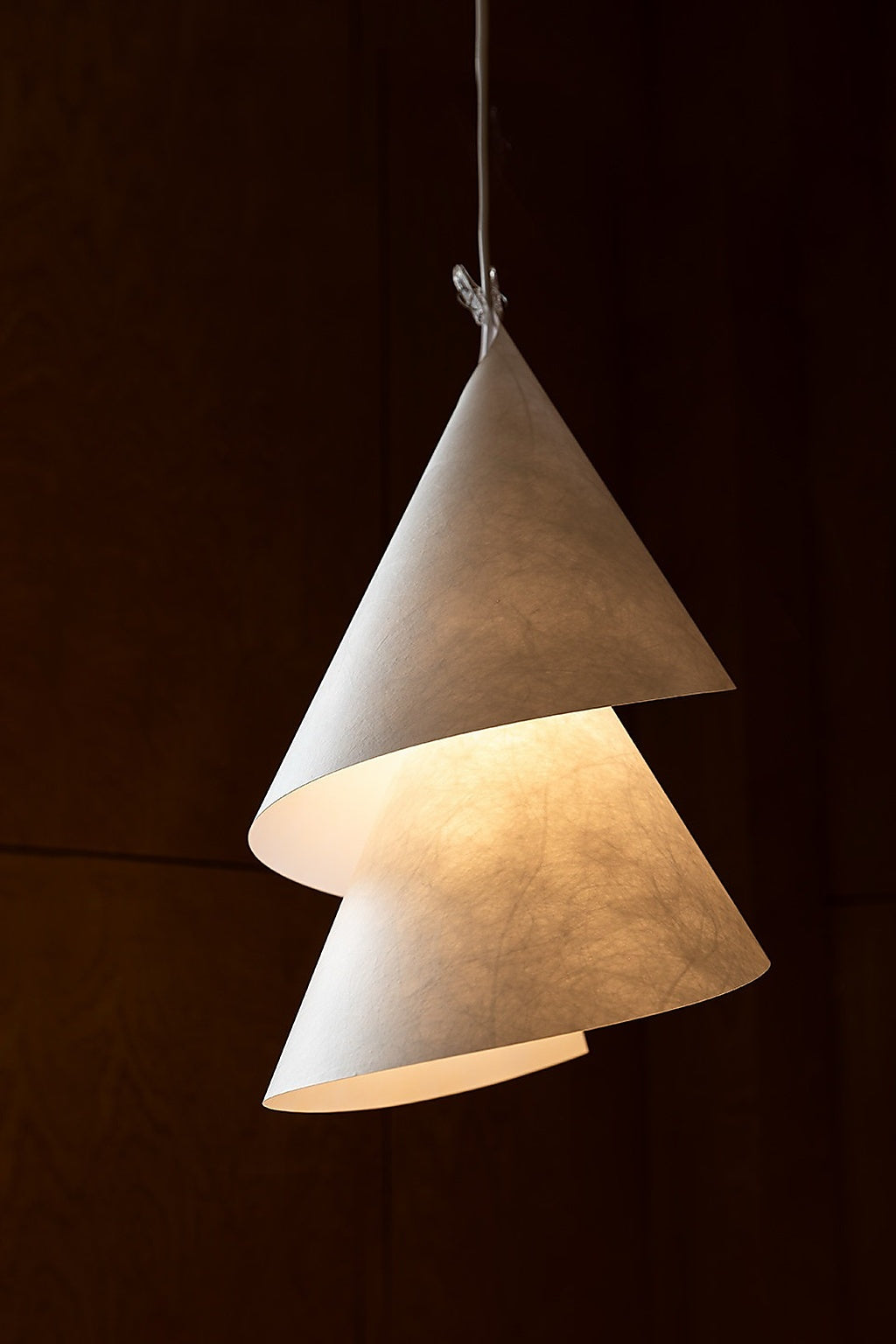 Willydilly Spiral Pendant Light installed scene 02 source main paper texture