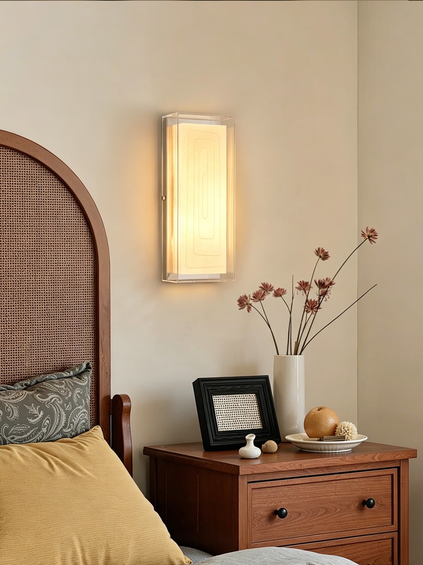 Modern Rectangular Acrylic Wood Wall Sconce - 03 02-source-scene-2