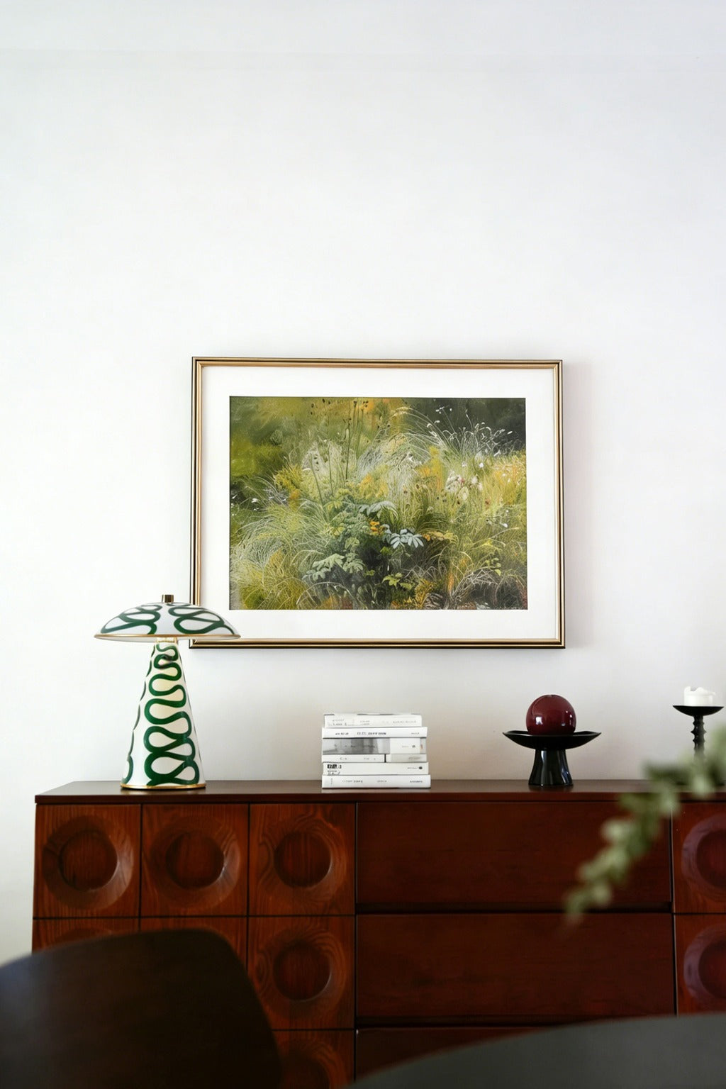 Modern Painted Mushroom Table Lamp - 03 02-source-scene-2