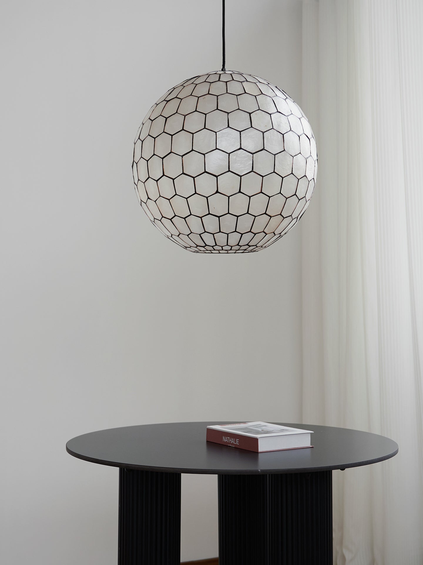 Modern Capiz Honeycomb Globe Pendant Light - 13 02-source-table-white