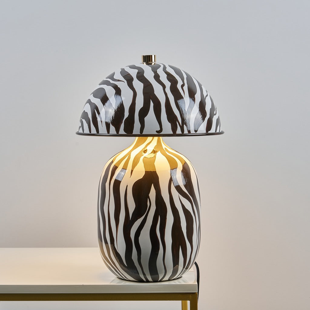 Modern Patterned Mushroom Table Lamp - 10 03-real-square-88880152-1