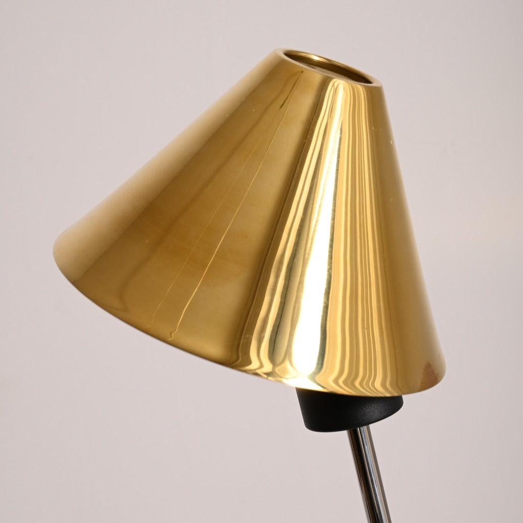 Modern Adjustable Cone Table Lamp - 18 03-real-square-DSC-4473