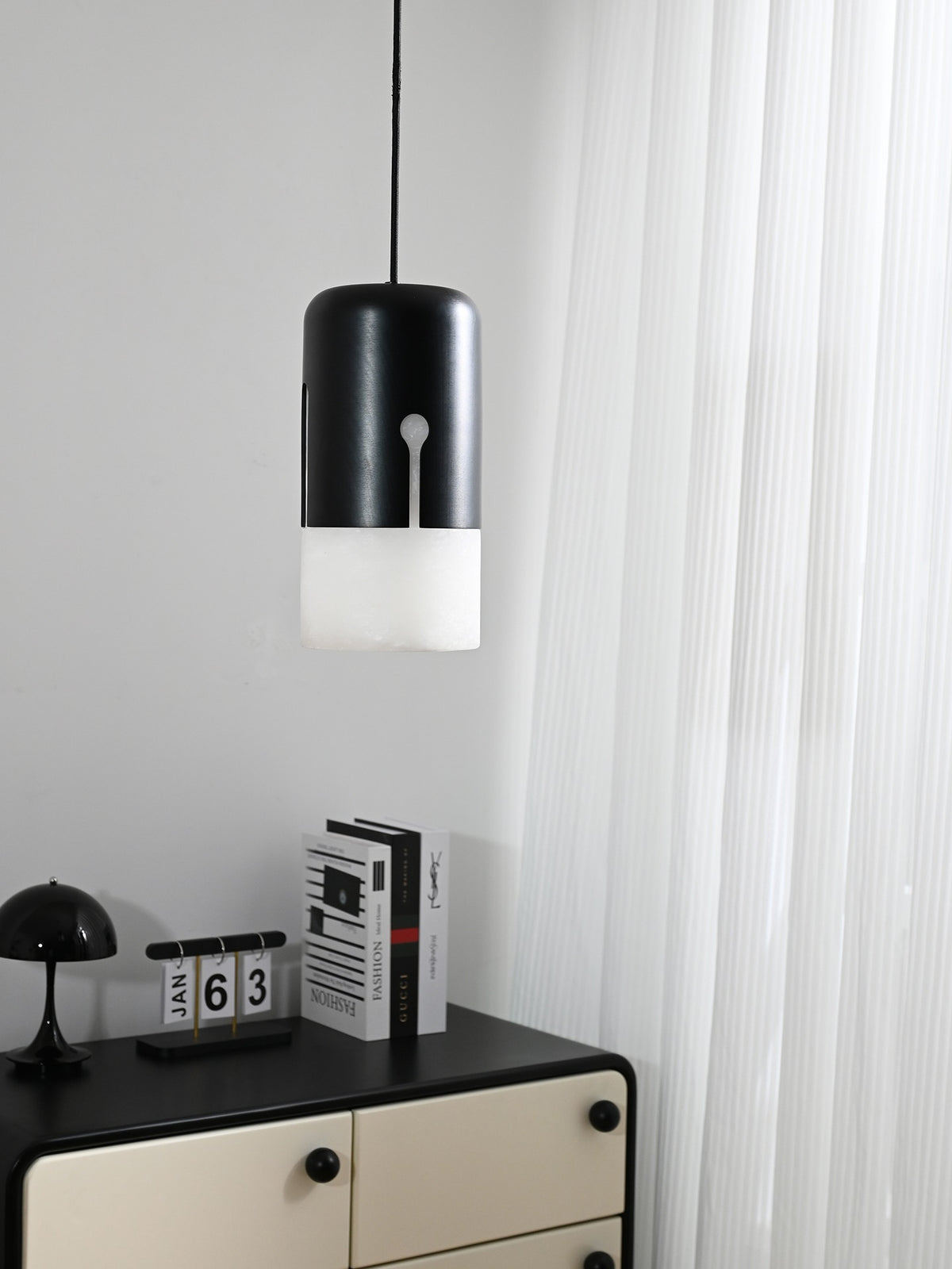 Modern Alabaster Cylinder Pendant Light in Matte Black - 03 03-scene-bedroom-console