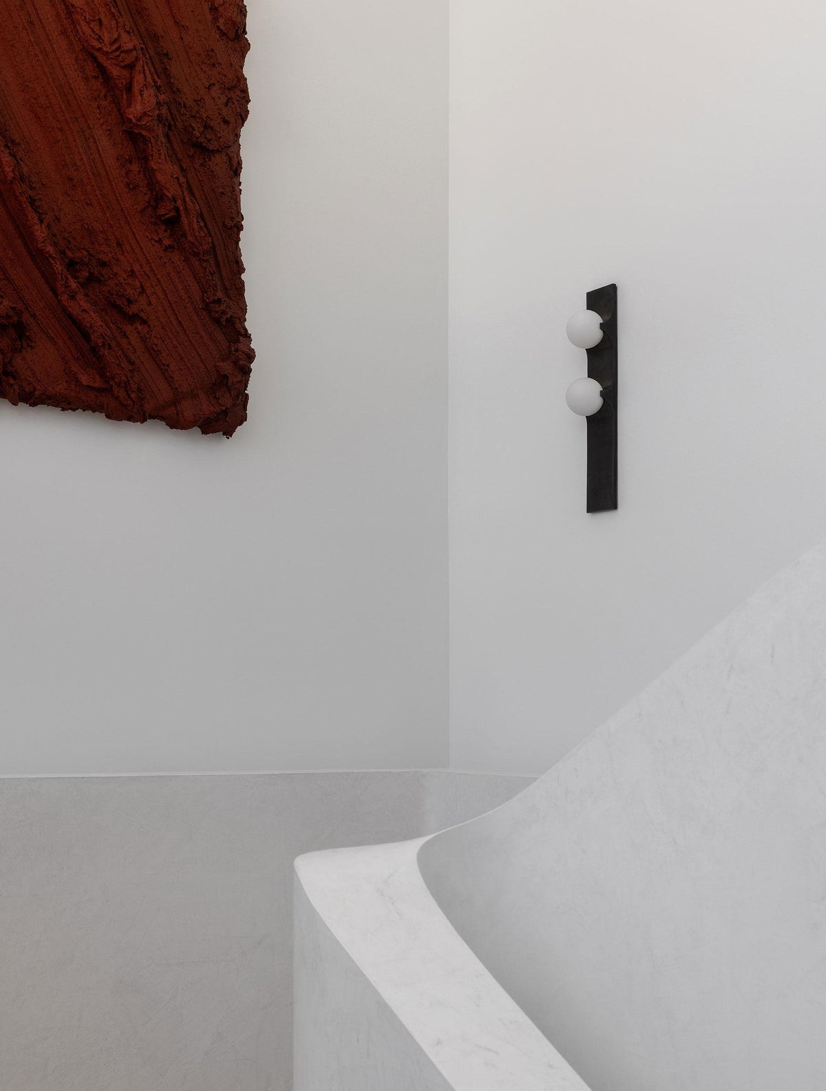 Modern Bronze Glass Globe Linear Wall Sconce - 03 03-scene-bronze-glass-globe-linear-wall-sconce-living-room