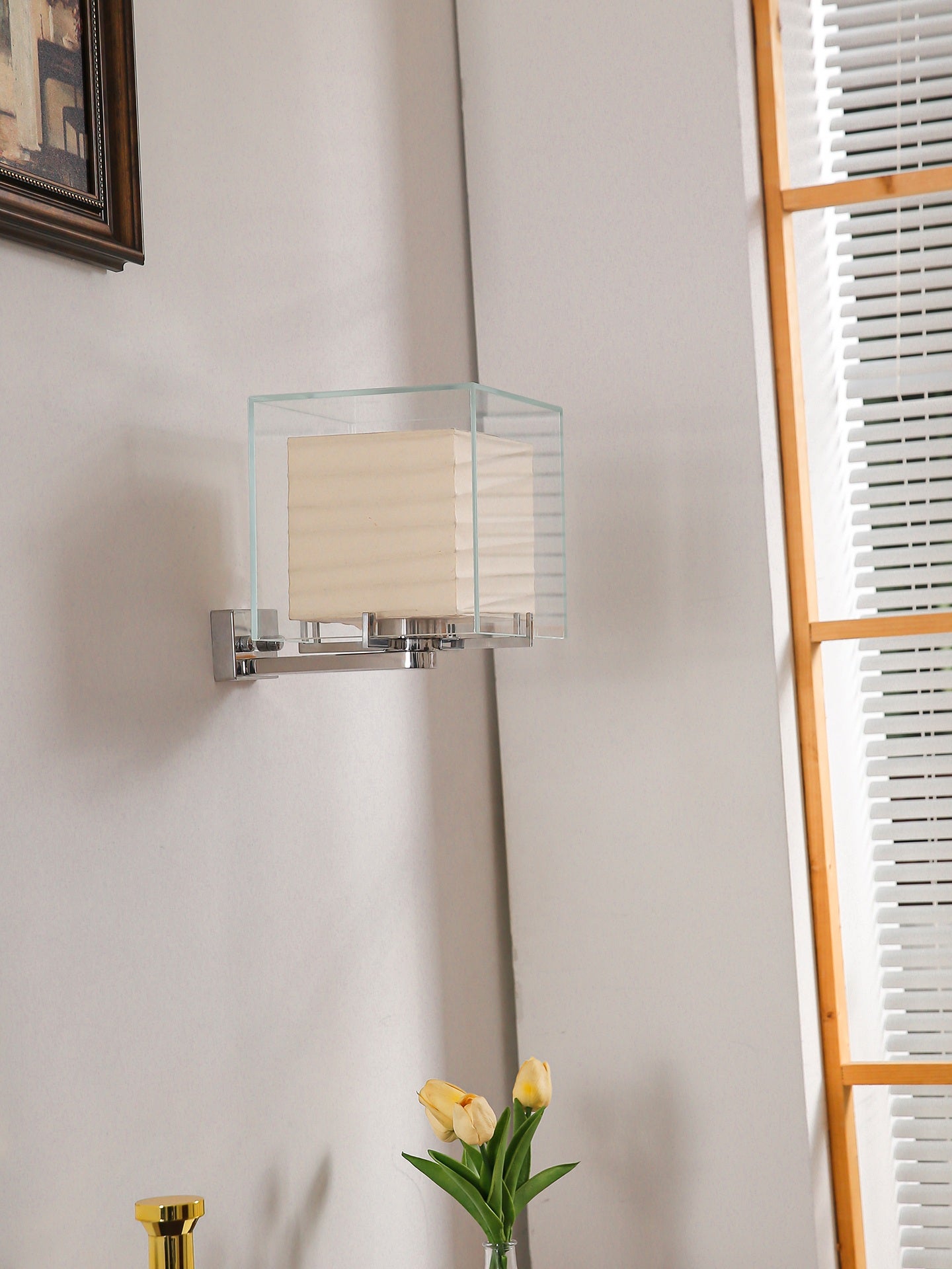 Modern Square Glass Wall Sconce - 04 03-source-scene-3