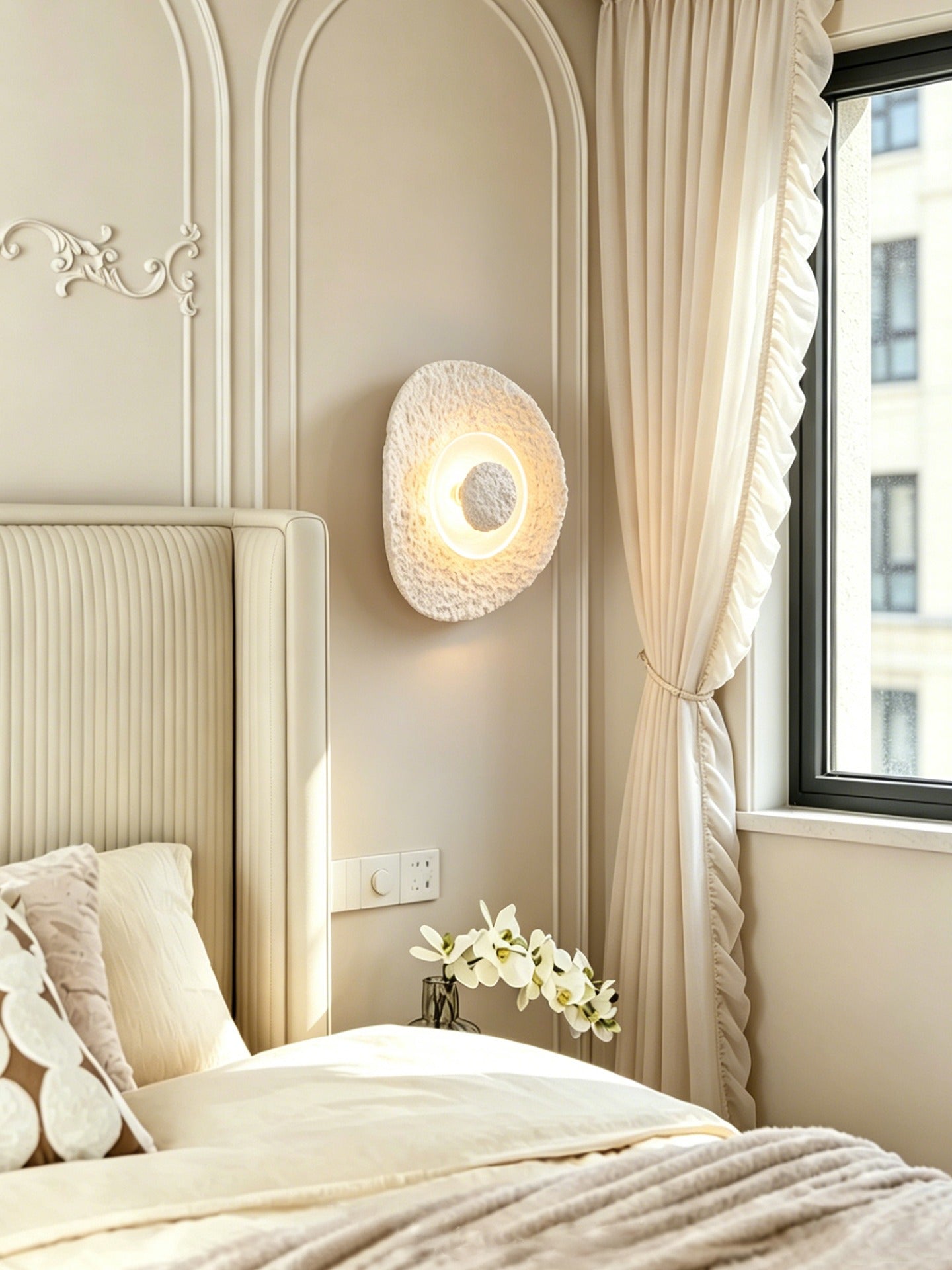 Textured Alabaster Disc Wall Sconce - 16 03-source-scene-3