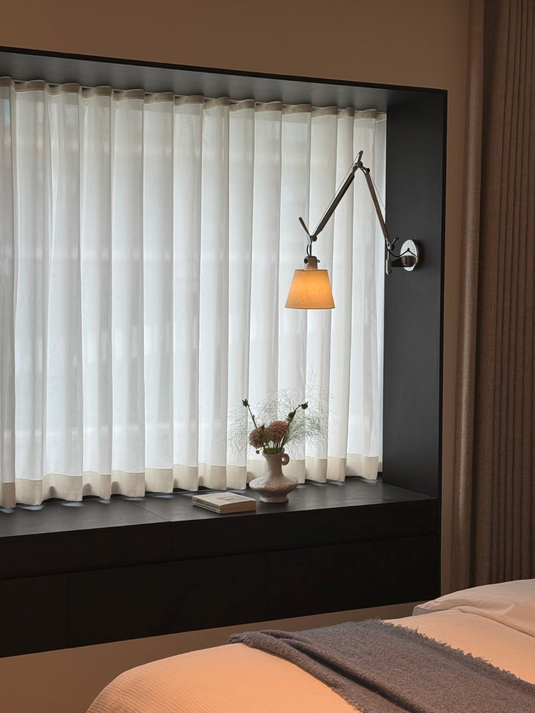 Modern Adjustable Swing Arm Wall Sconce - 04 03-source-scene-3
