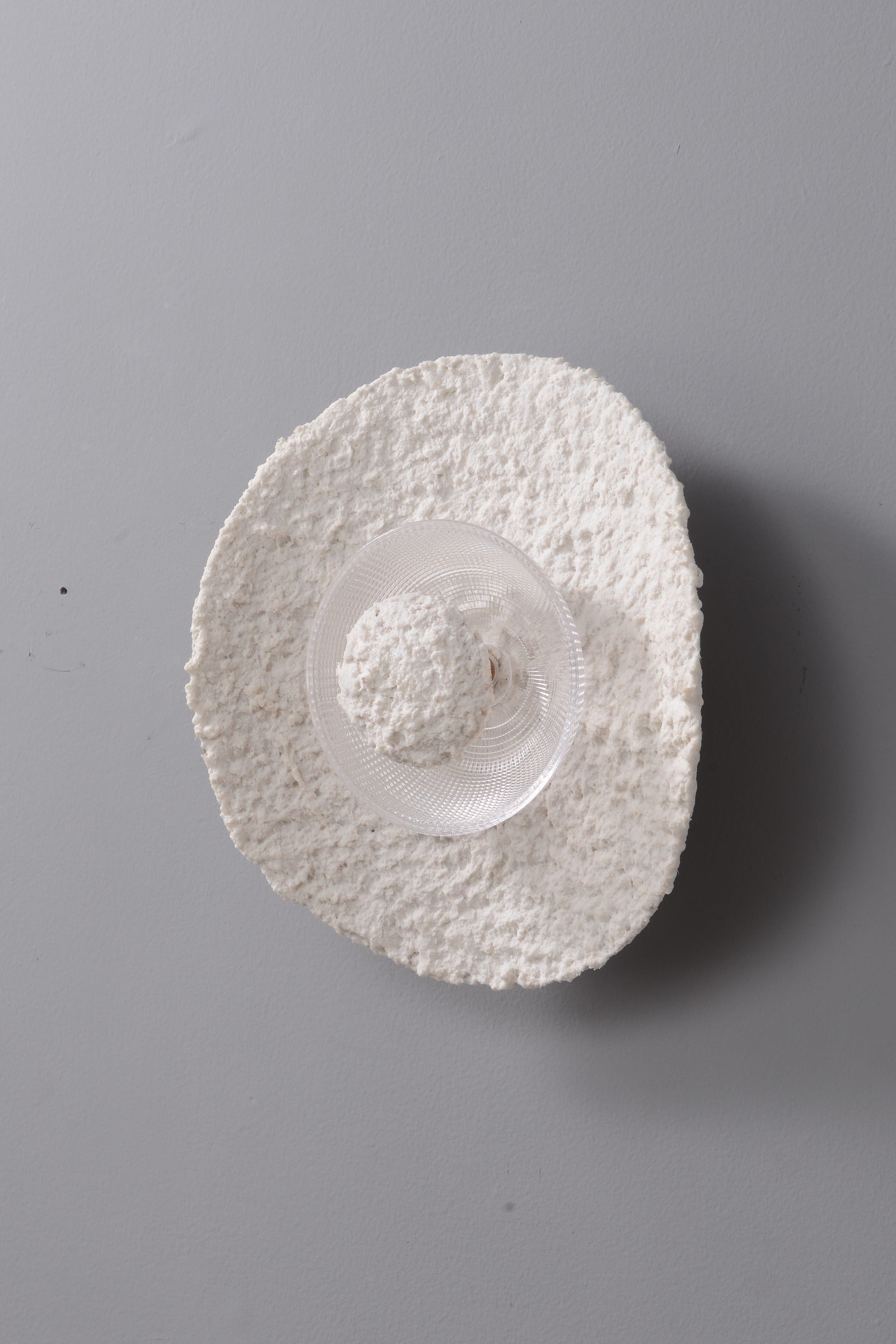 Textured Alabaster Disc Wall Sconce - 17 04-real-detail-1