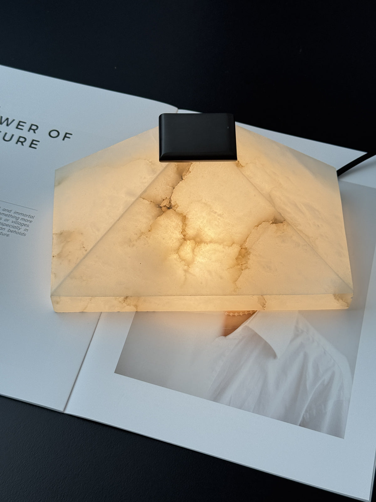 Modern Snowflake Alabaster Faceted Wall Sconce in Dark Bronze - 04 04-real-glow-detail