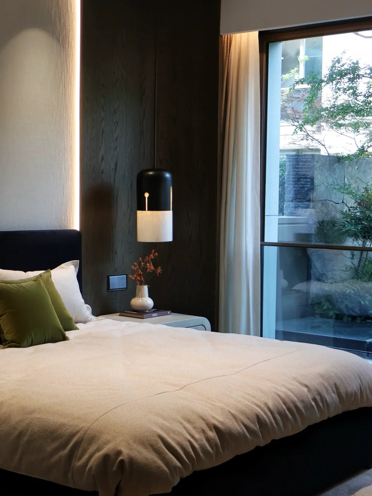 Modern Alabaster Cylinder Pendant Light in Matte Black - 04 04-scene-bedroom