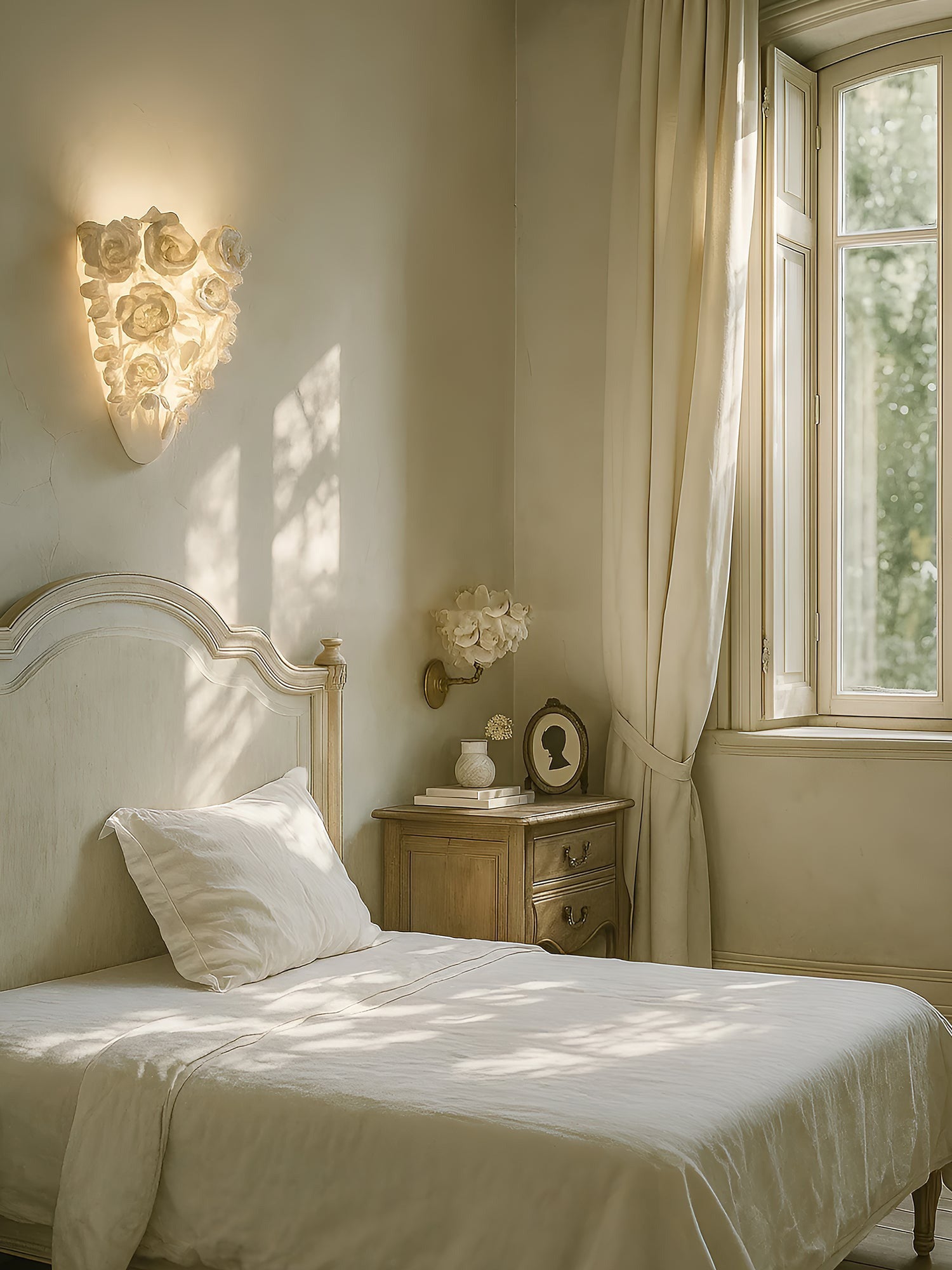 Modern Floral Relief Wall Sconce - 05 04-source-scene-4