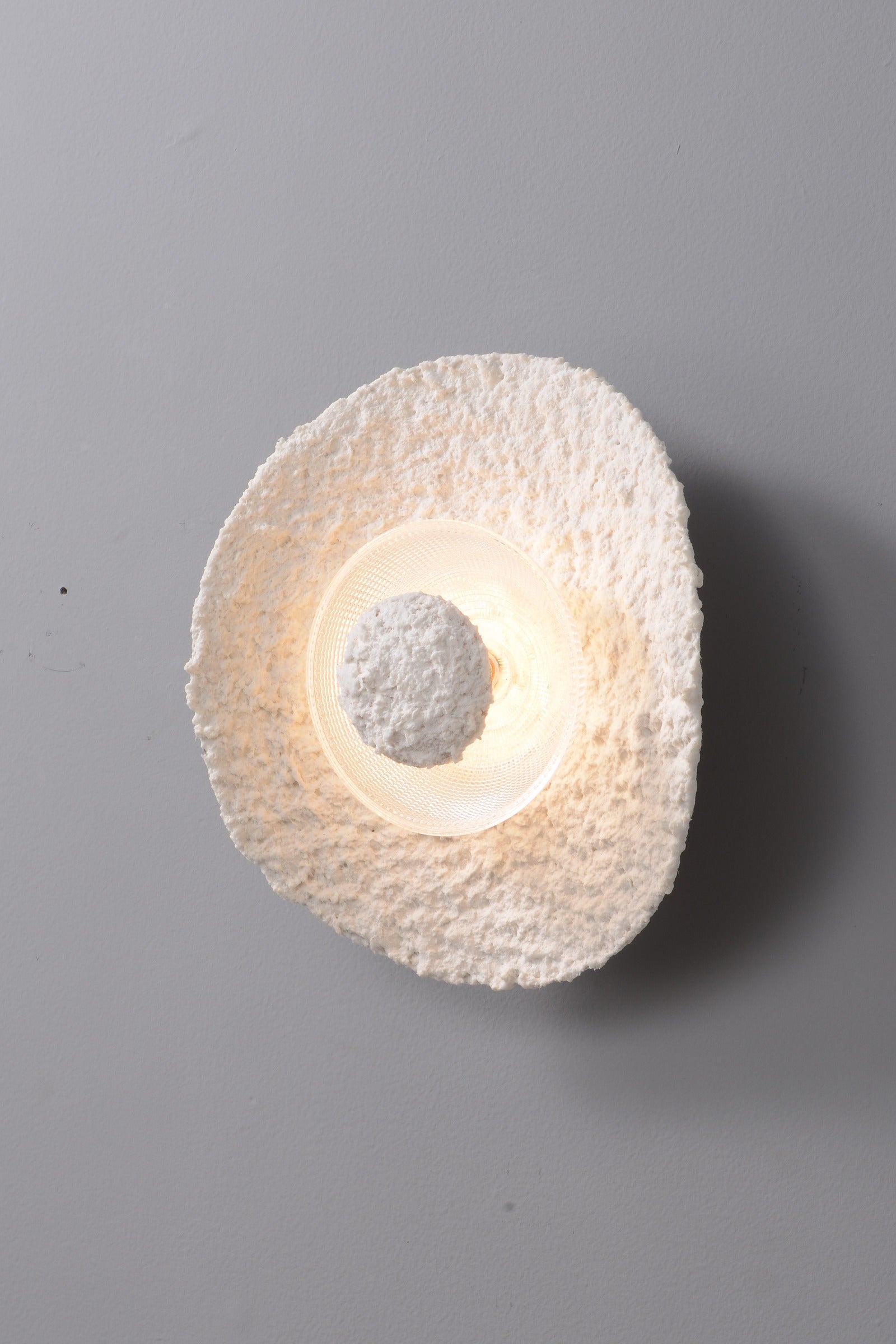 Textured Alabaster Disc Wall Sconce - 18 05-real-detail-2
