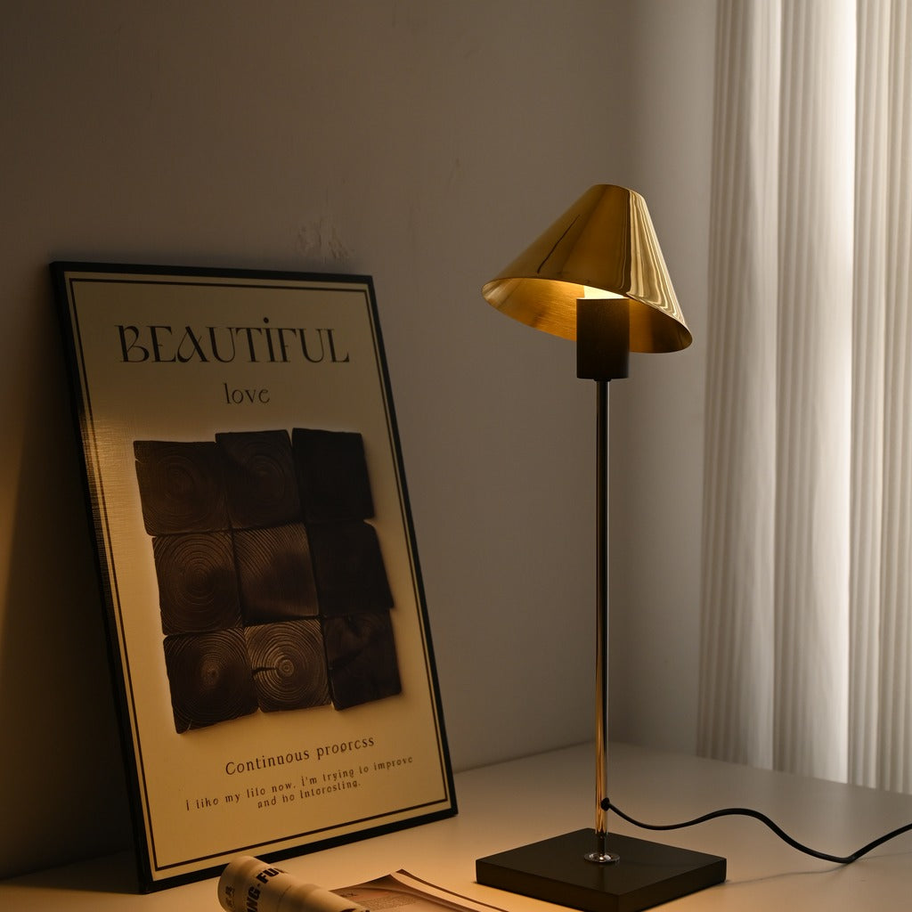 Modern Adjustable Cone Table Lamp - 20 05-real-square-DSC-4508