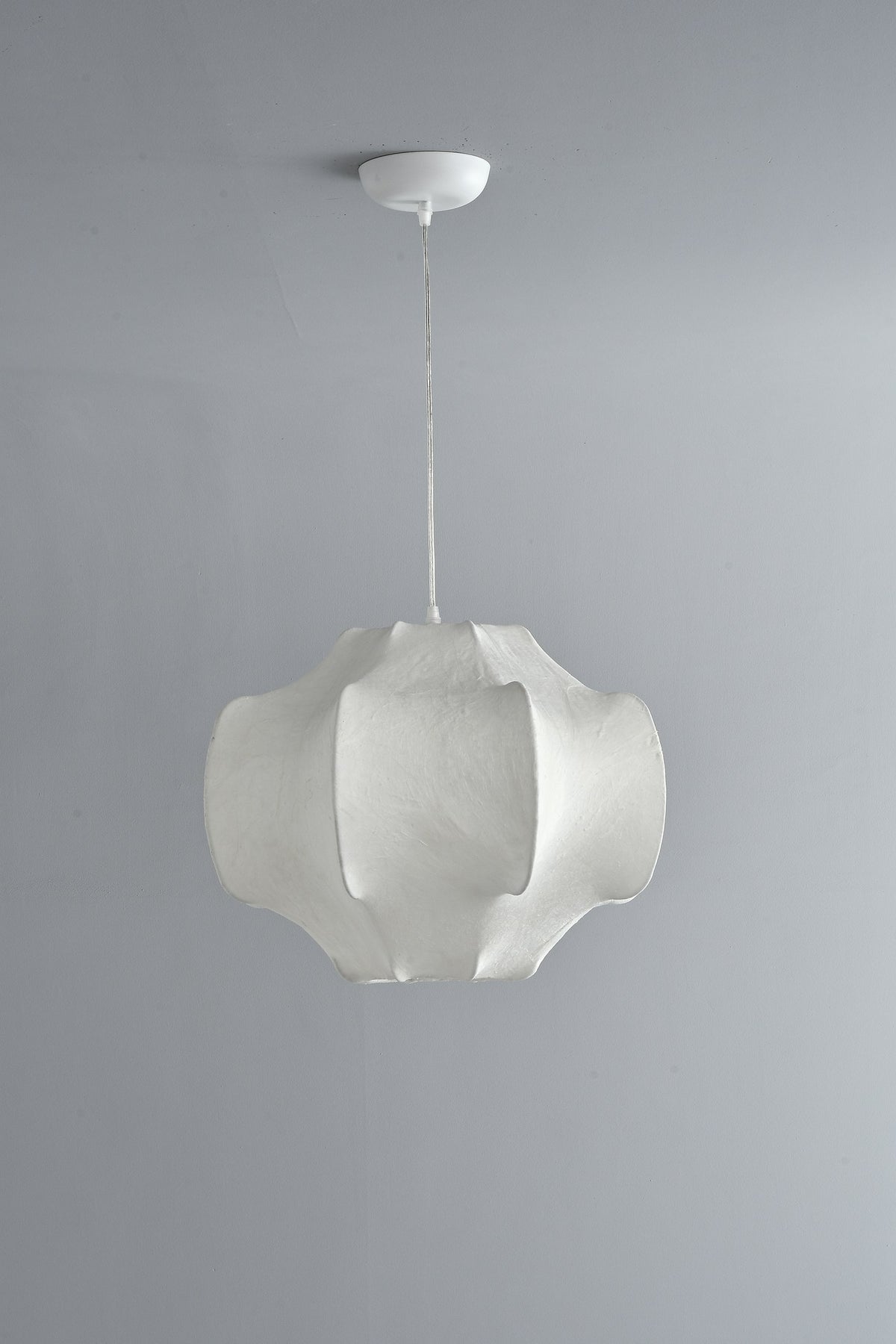 Handmade Mulberry Silk Pendant Light in White - 06 06-product-lit-front