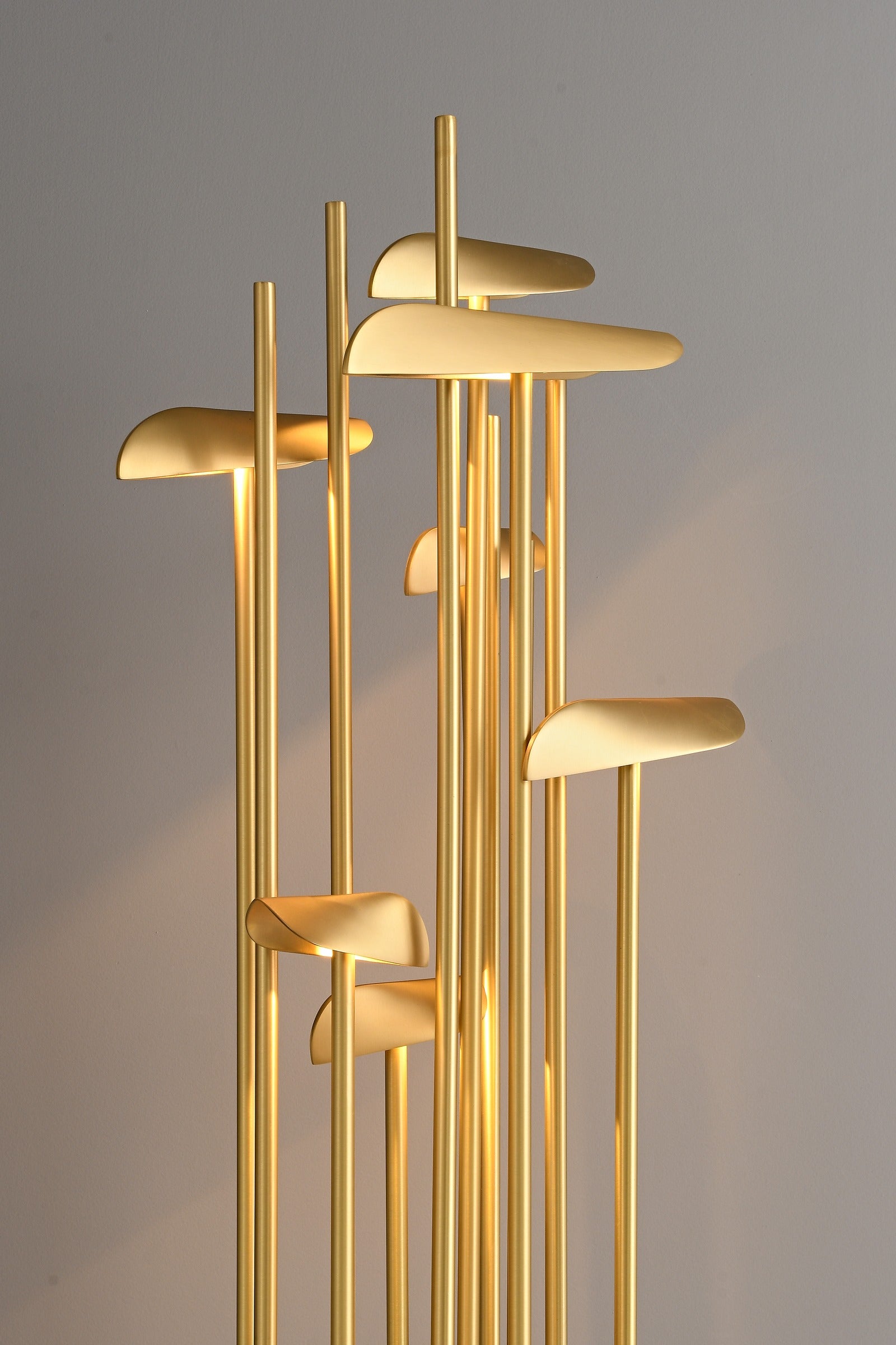 Modern Multi-Head Copper LED Table and Floor Lamp - 17 06-real-multi-head-detail-lit