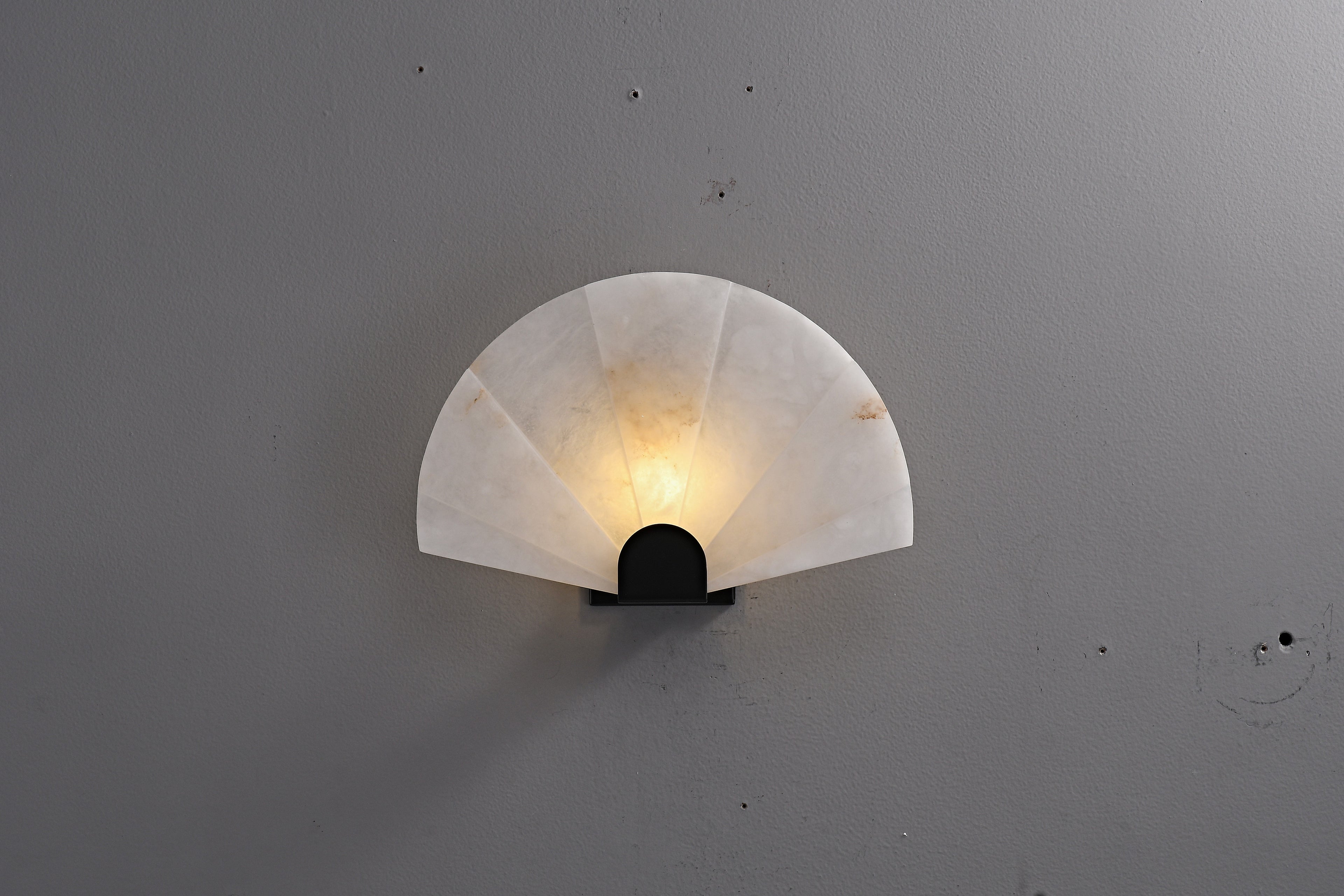 Modern Snowflake Alabaster Fan Wall Sconce in Matte Black - 07 07-real-front-lit