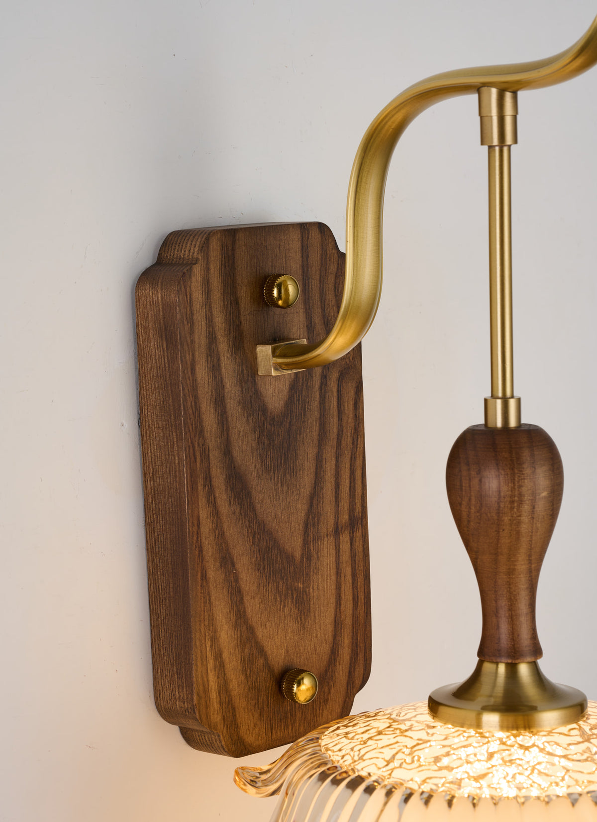 Supplier real detail 4 of the Virdelune rounded opal dome wall sconce