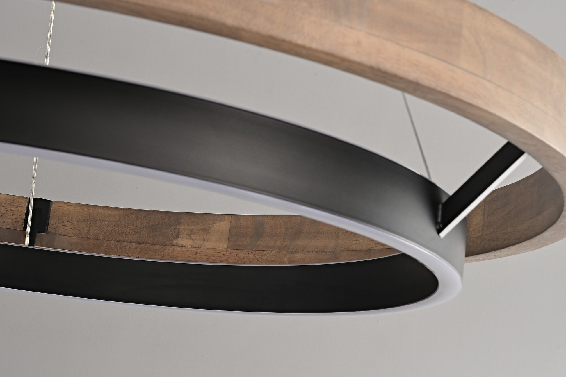 Modern Wood Ring LED Pendant Chandelier - 19 08-real-detail-5