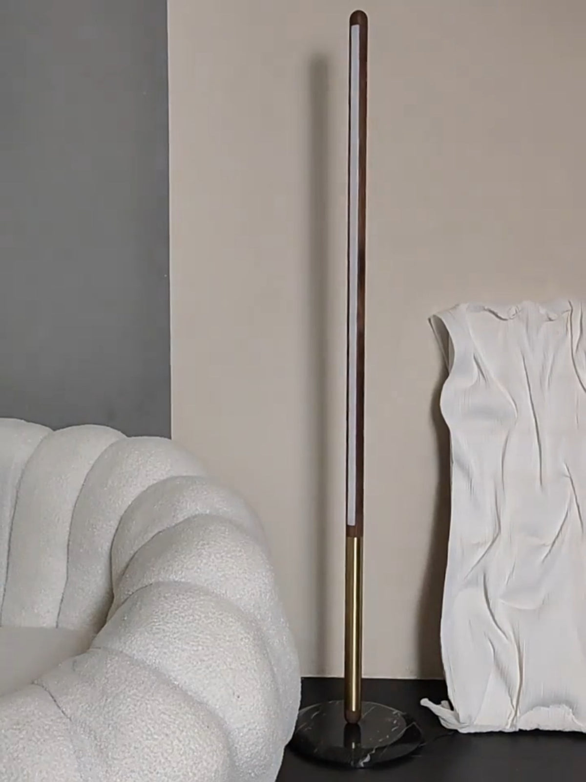 Modern Walnut LED Floor Lamp with Marble Base - 08 08-real-shot-walnut-led-floor-lamp-detail