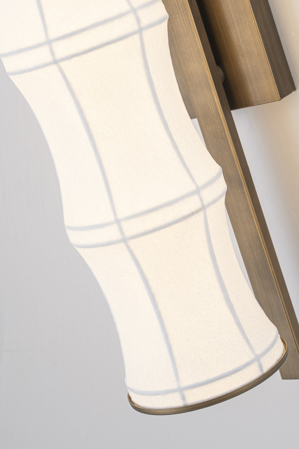 Modern Song-Inspired Mulberry Silk Wall Sconce in Antique Brass - 09 09-detail-shade