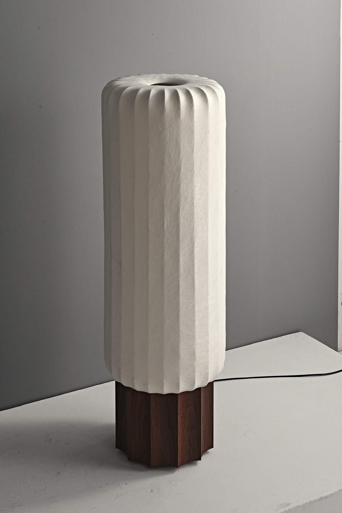 Modern Mulberry Silk Cylinder Table and Floor Lamp with Walnut Wood-Grain Base - 09 09-product-lit-detail