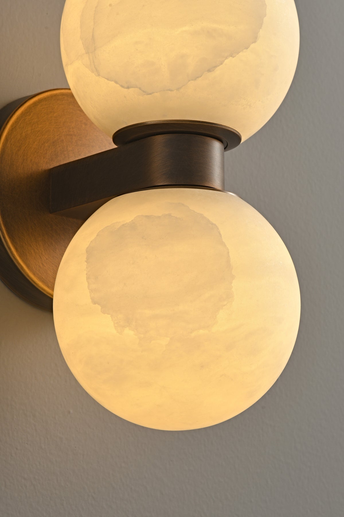 Modern Alabaster Double Globe Wall Sconce in Antique Brass - 09 09-real-detail-glow