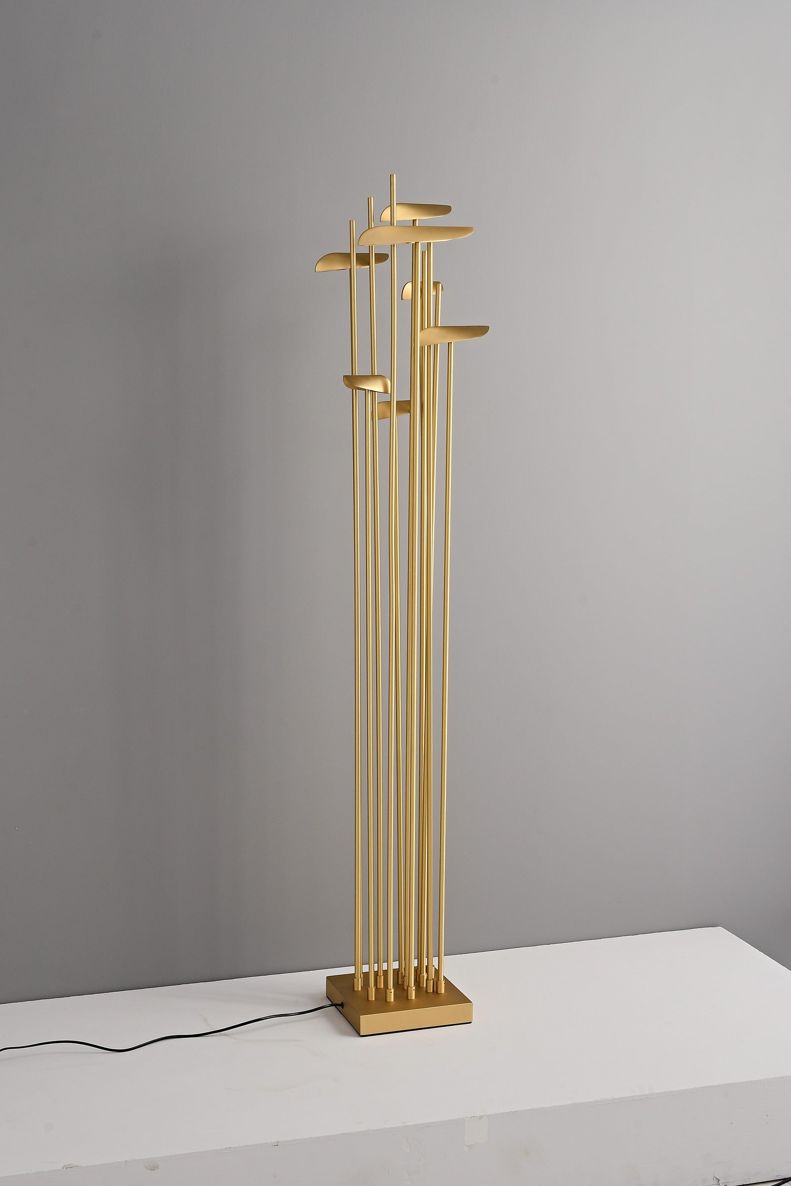 Modern Multi-Head Copper LED Table and Floor Lamp - 20 09-real-floor-lamp-unlit