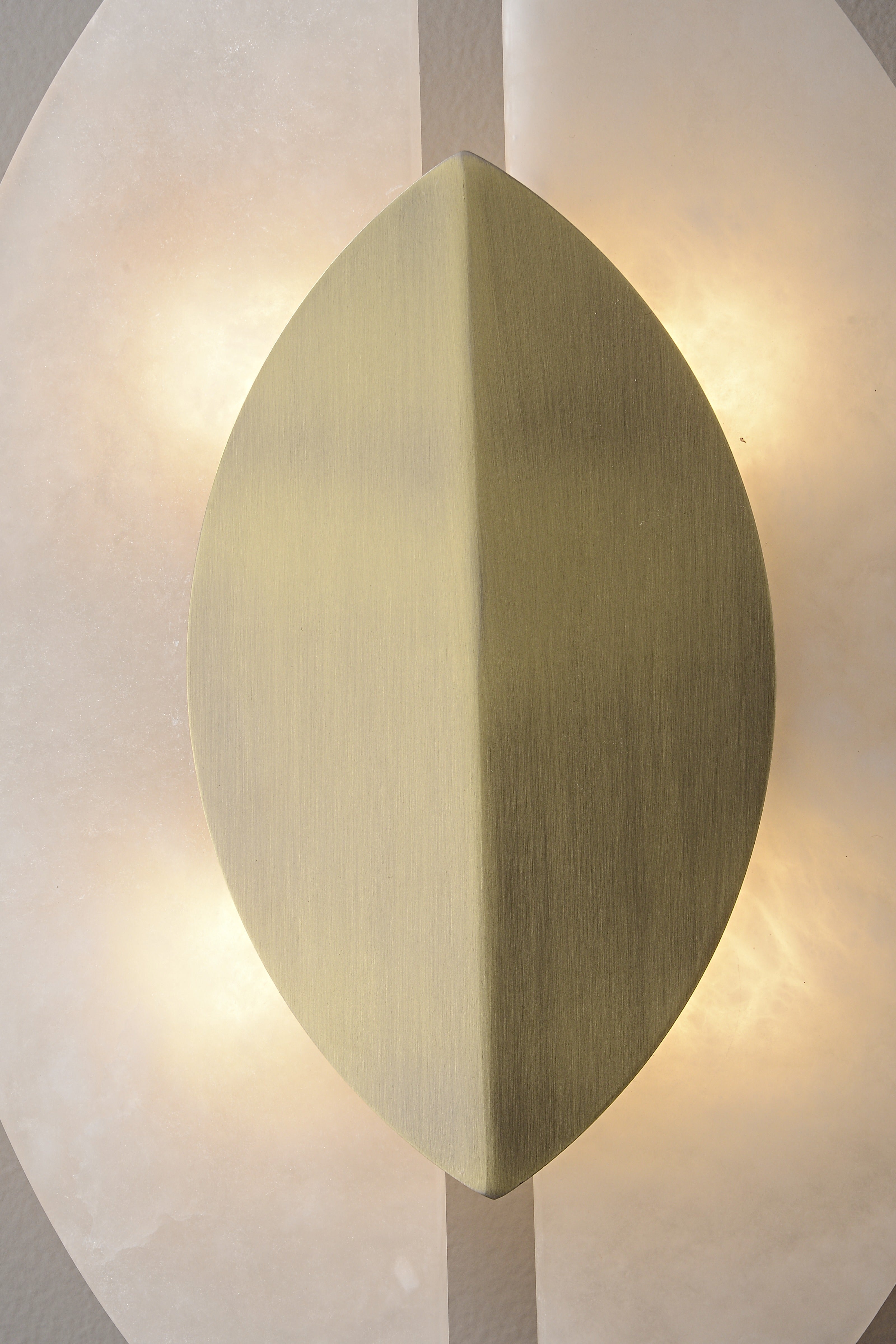 Modern Spanish Alabaster Leaf Wall Sconce in Antique Brass - 09 09-real-glow-detail
