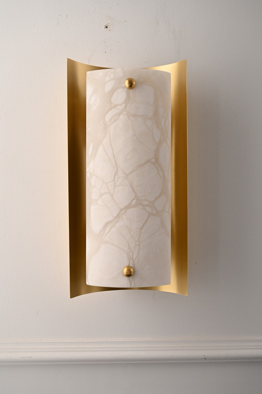 Modern Spanish Alabaster Rectangular Wall Sconce in Natural Brass - 09 real photo 4