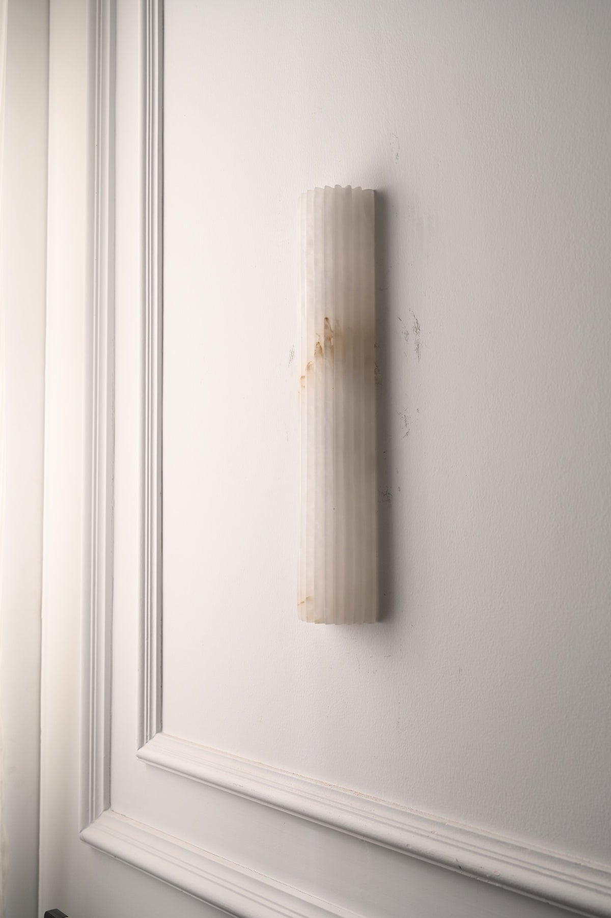 Modern Fluted Alabaster Wall Sconce - 09 real photo 5