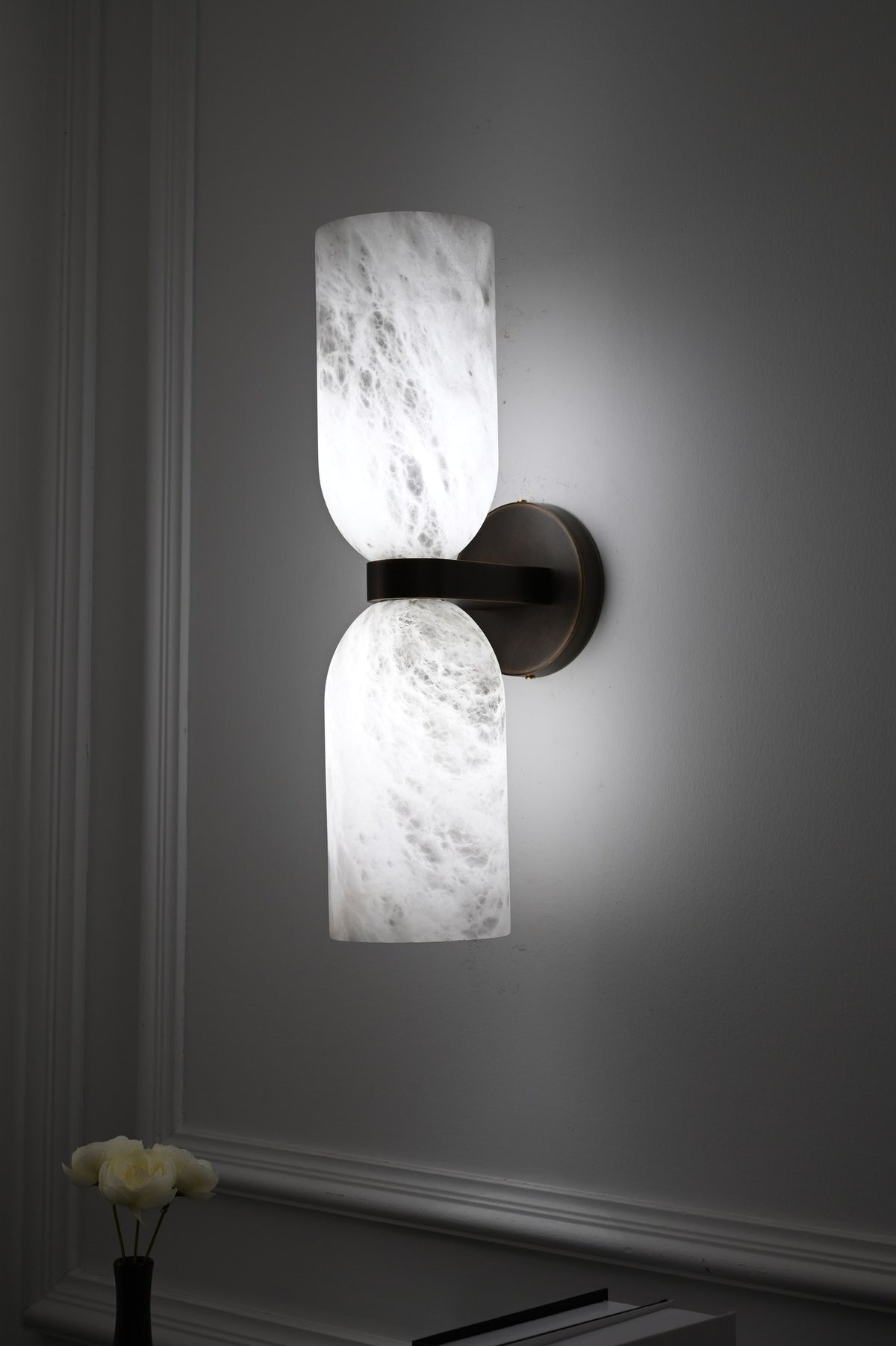 Modern Alabaster Cylinder Wall Sconce in Antique Brass - 09 09-real-shot-cylinder-wall-sconce-alabaster-detail