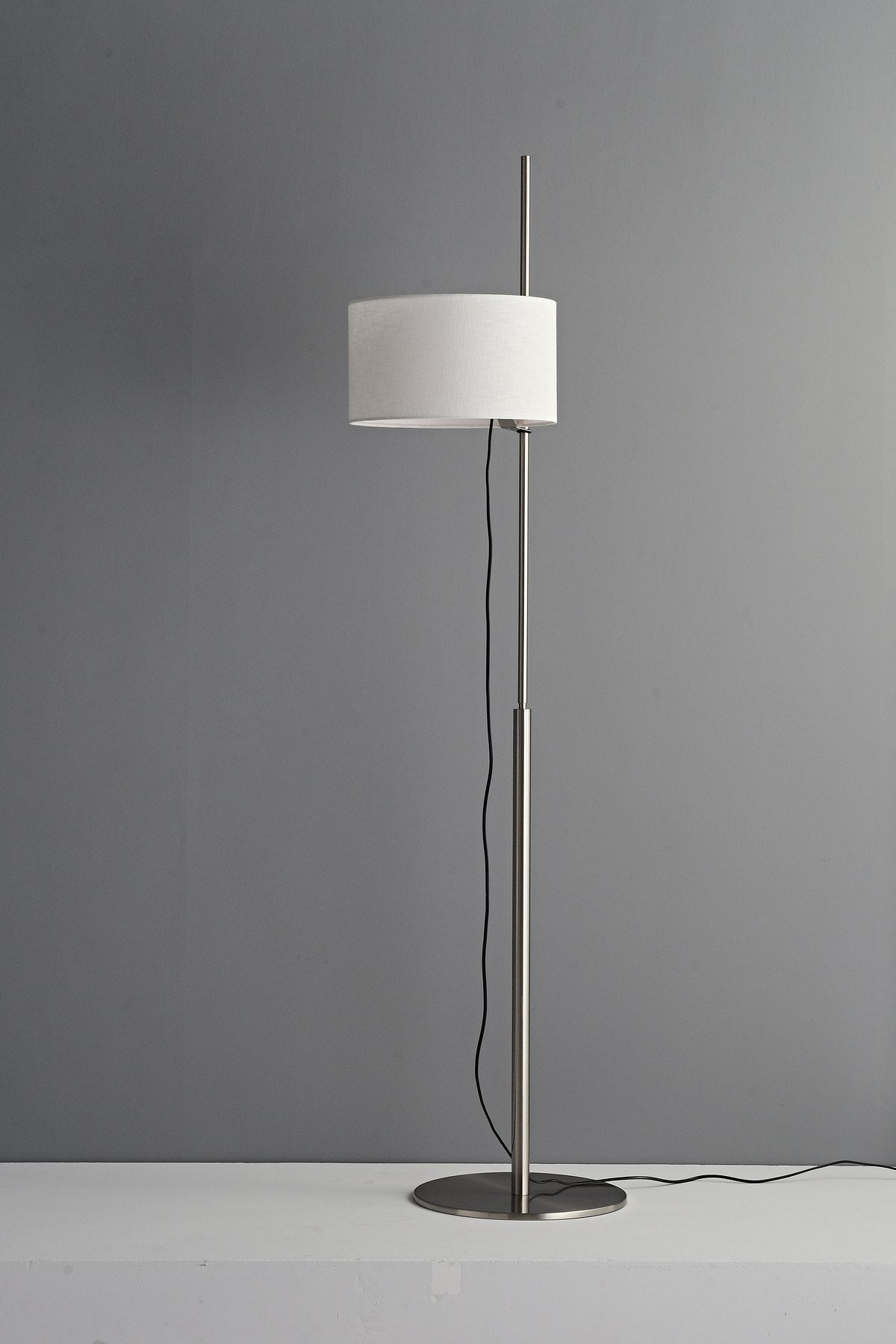 Modern Fabric Shade Table and Floor Lamp - 09 09-real-shot-floor-lamp-unlit