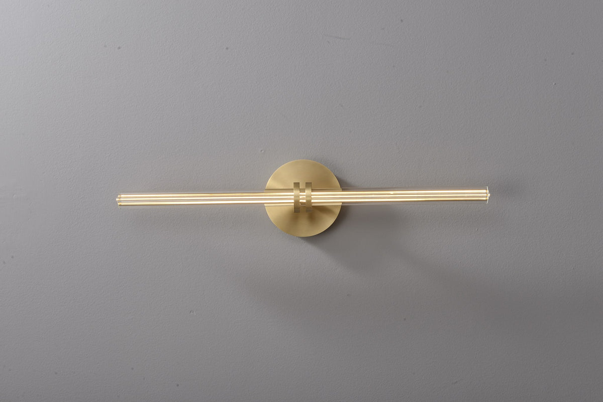 Modern Crystal Glass Linear Wall Sconce in Natural Brass - 09 09-real-shot-linear-wall-sconce-finish-detail
