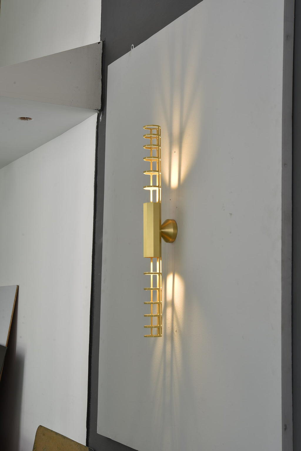 Modern Natural Brass Linear LED Wall Sconce - 09 09-real-shot-natural-brass-linear-led-wall-sconce-side-room