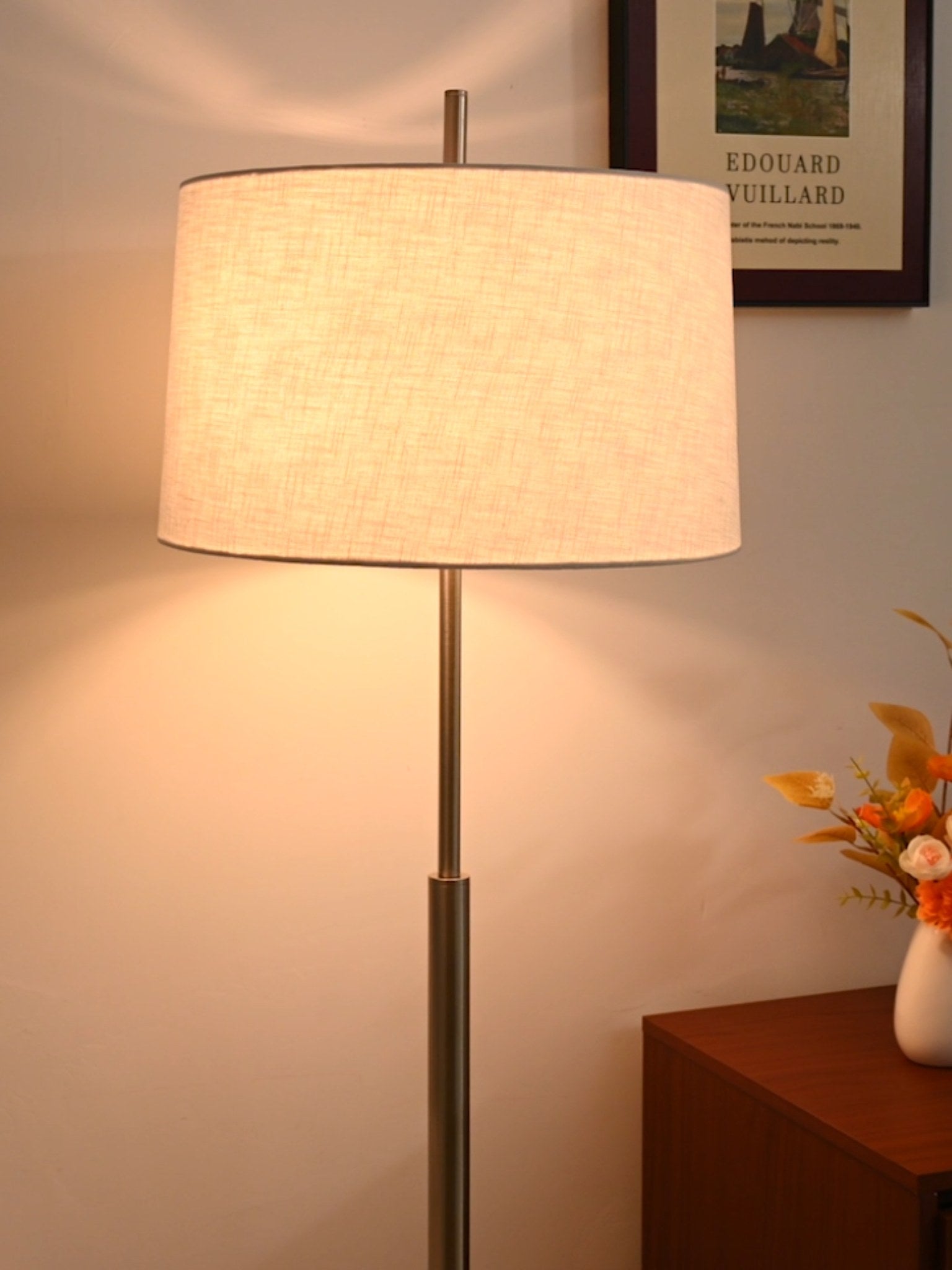 Modern Satin Nickel Off-White Fabric Lamp - 09 09-real-shot-satin-nickel-off-white-lamp-profile