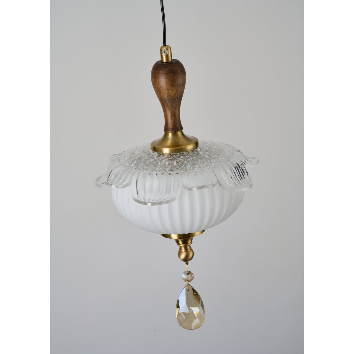 Supplier real detail photograph of Valloren Pendant B clear flower-petal collar and crystal detail unlit