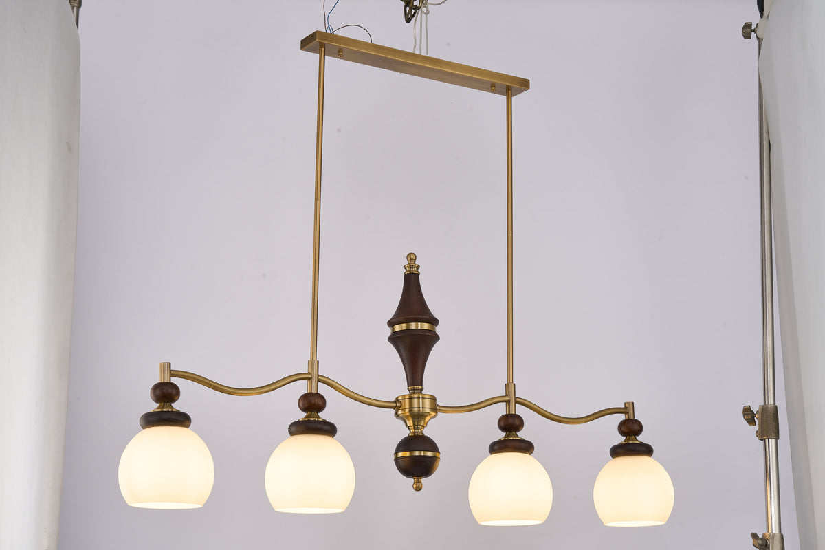 Supplier real alternate angle of the complete Arclorune four-light linear chandelier