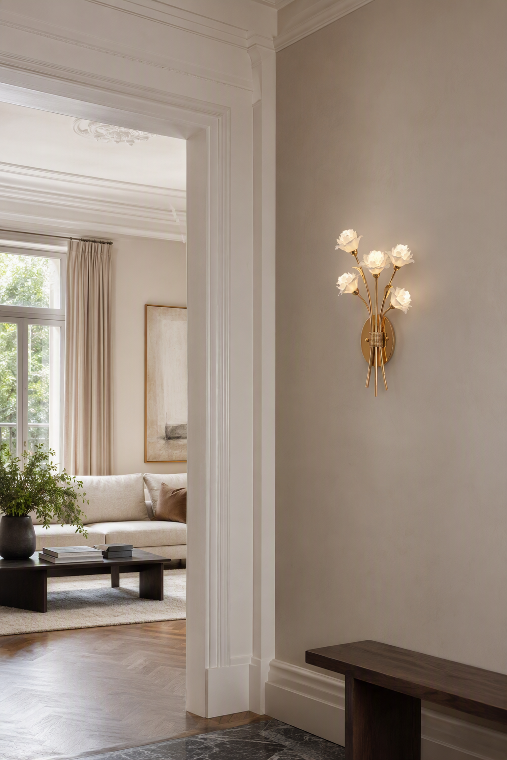 Sylverelle wall sconce – gallery wall wide daylight