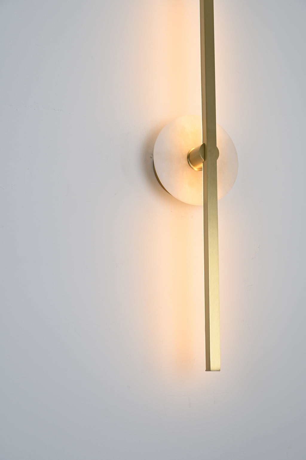 Modern Stone Disc Linear Wall Sconce in Natural Brass - 10 10-real-glow-close