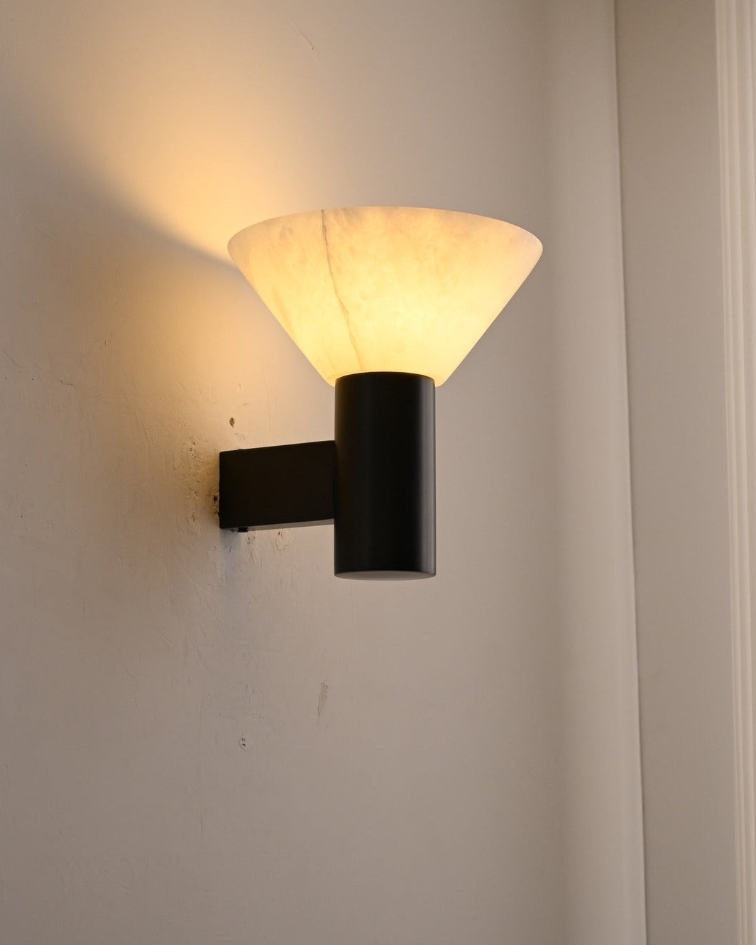 Modern Snowflake Alabaster Cup Wall Sconce - 10 real photo 5