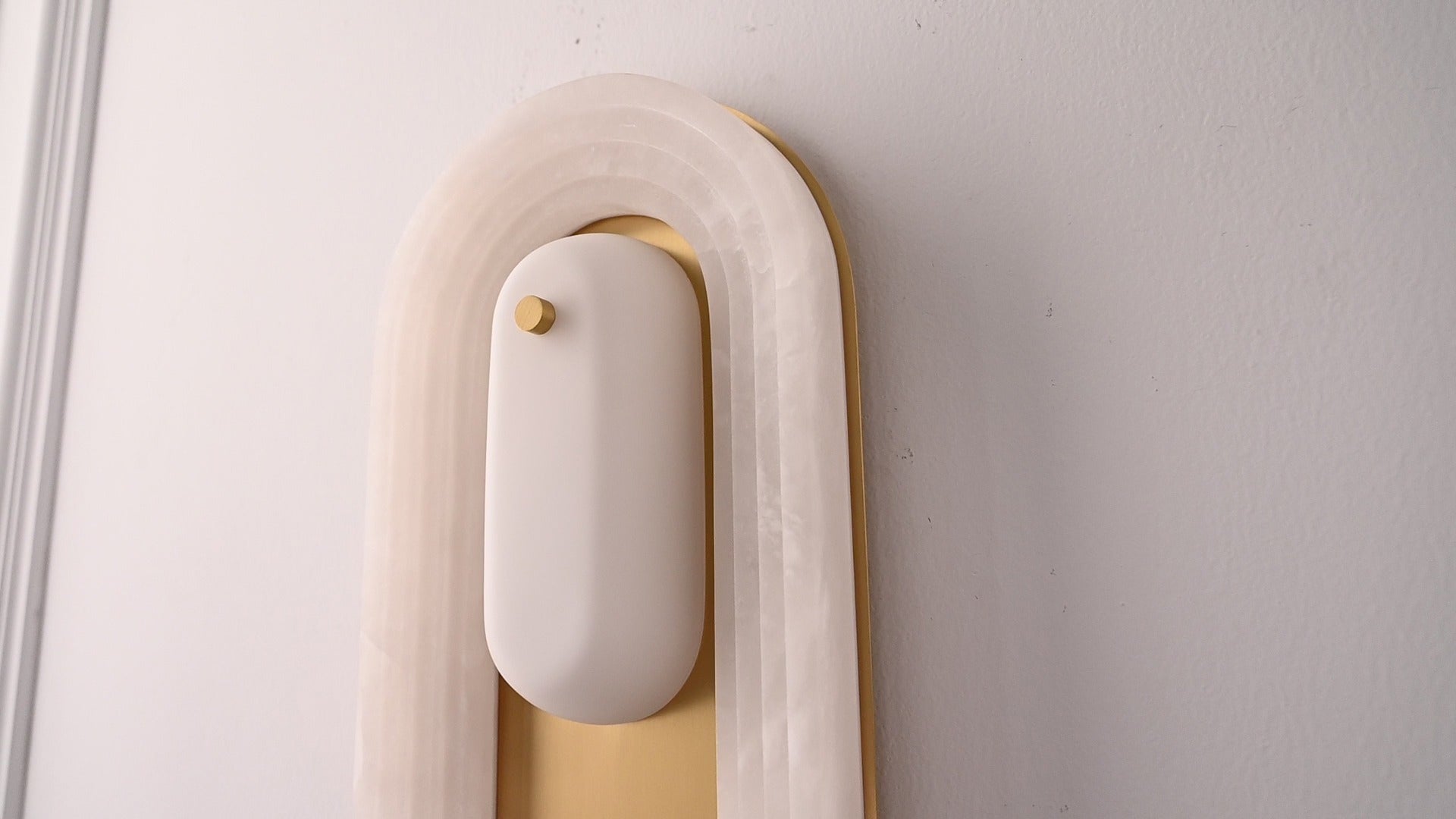 Modern Spanish Alabaster Arched Wall Sconce in Natural Brass - 10 real photo 6