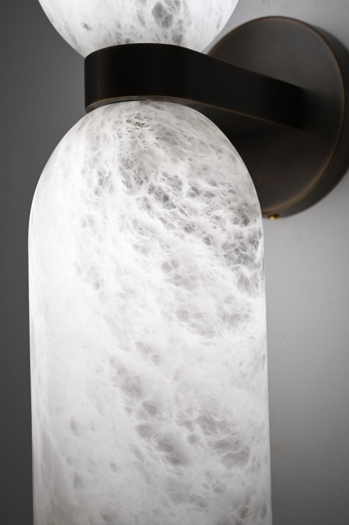 Modern Alabaster Cylinder Wall Sconce in Antique Brass - 10 10-real-shot-cylinder-wall-sconce-finish-detail