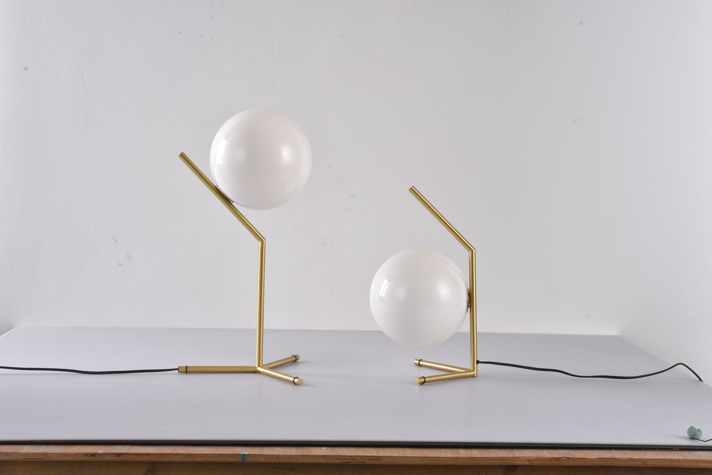 Modern C-Shaped Copper Globe Table Lamp - 21 10-real-small-large-comparison.jpg