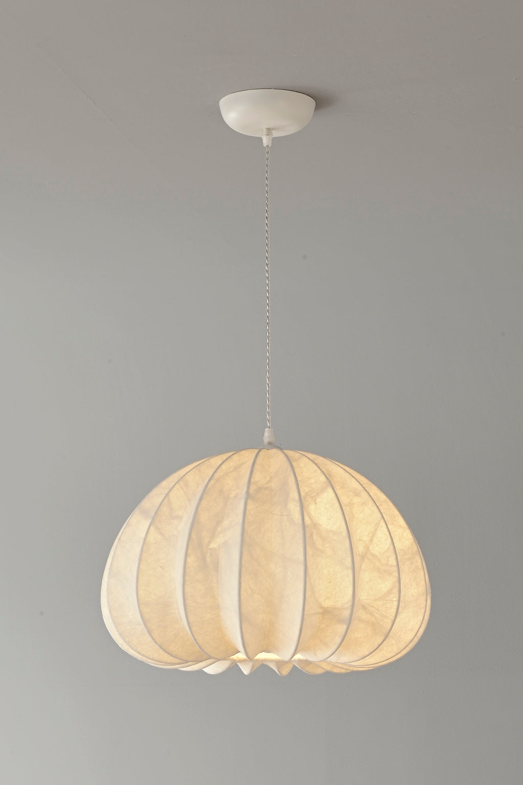 Aeriwisp ribbed silk pendant real front view illuminated