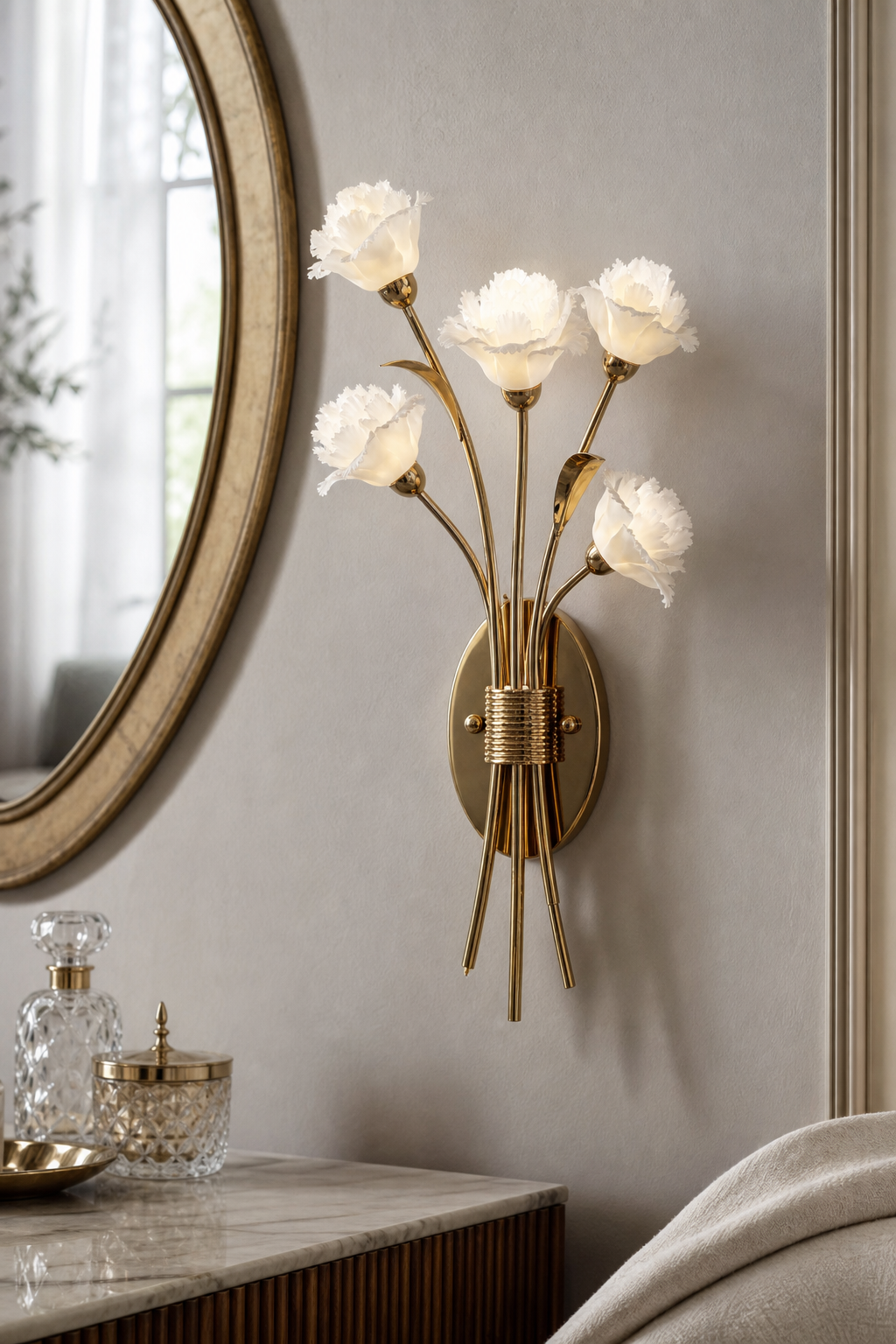 Sylverelle wall sconce – mirror side daylight