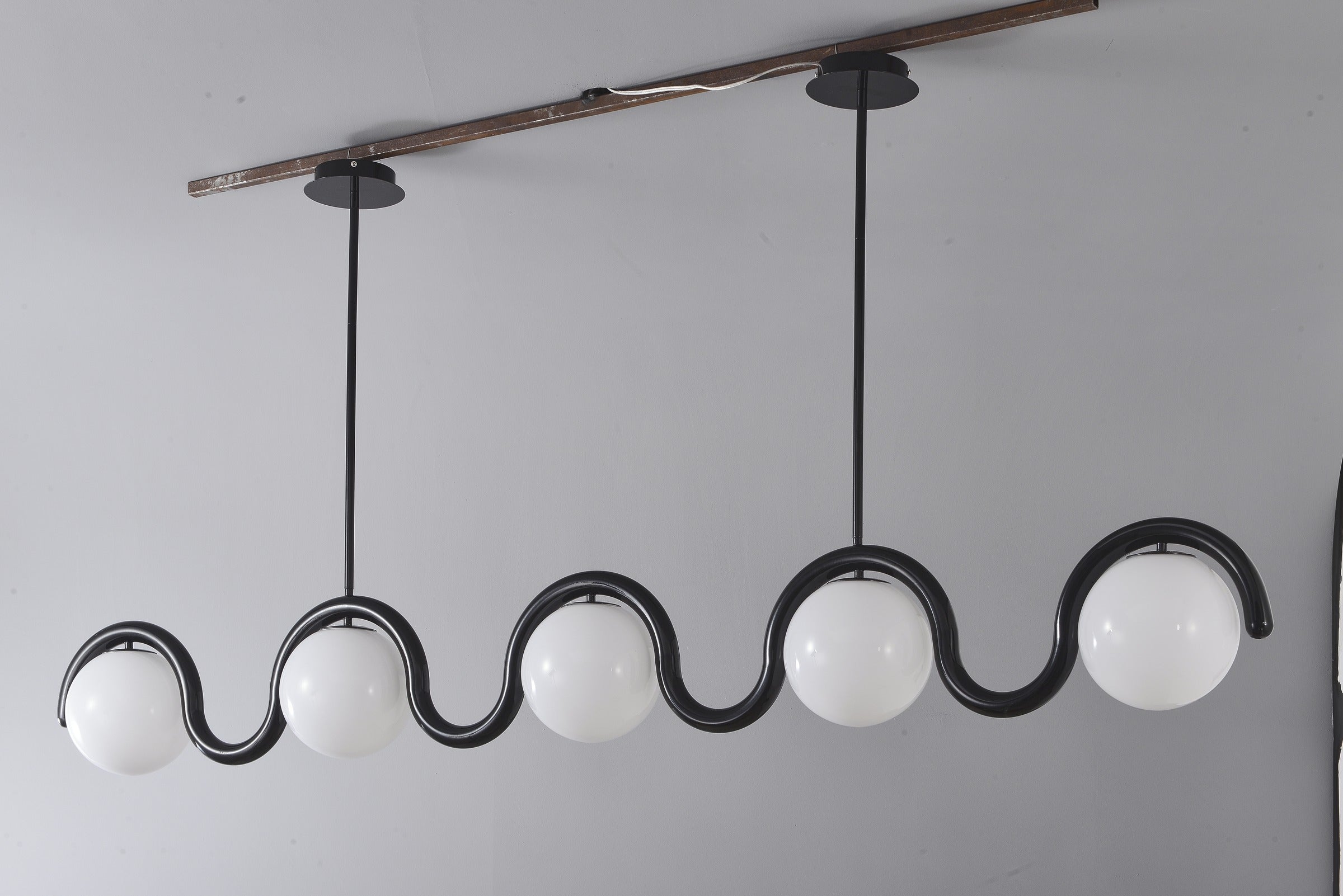 Colorful Wave Linear Globe Pendant Light - 22 11-real-detail-5