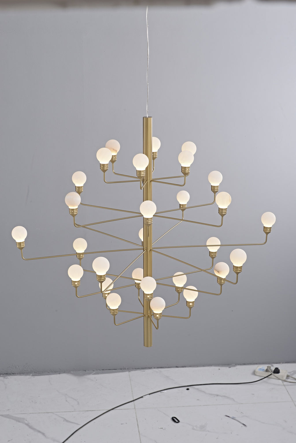 Modern Spanish Alabaster Branch Chandelier in Natural Brass - 11 real photo 7